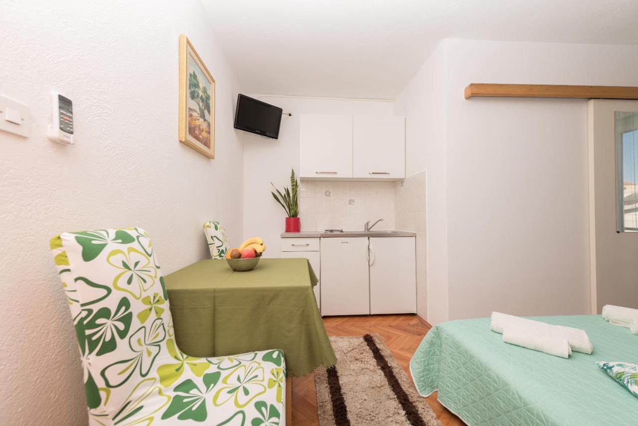 ماكارسكا Apartments Dalmato المظهر الخارجي الصورة