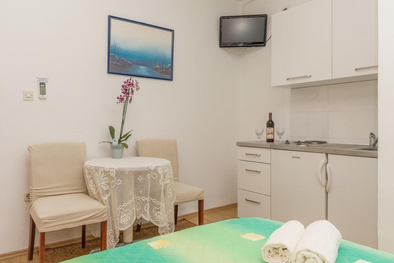 ماكارسكا Apartments Dalmato المظهر الخارجي الصورة