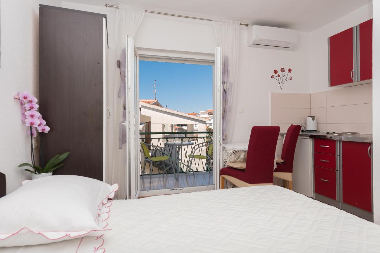ماكارسكا Apartments Dalmato المظهر الخارجي الصورة