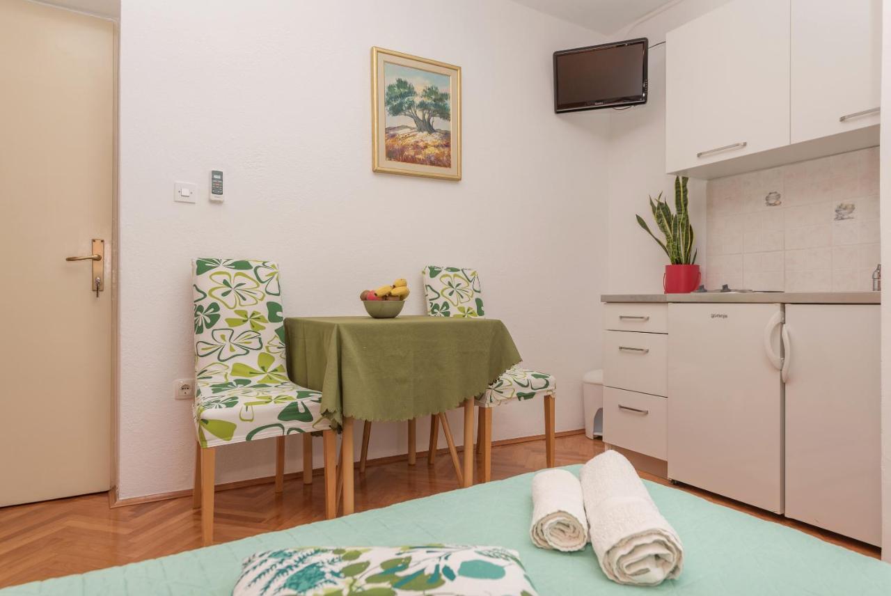ماكارسكا Apartments Dalmato المظهر الخارجي الصورة