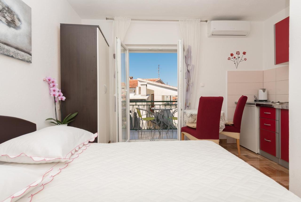ماكارسكا Apartments Dalmato المظهر الخارجي الصورة