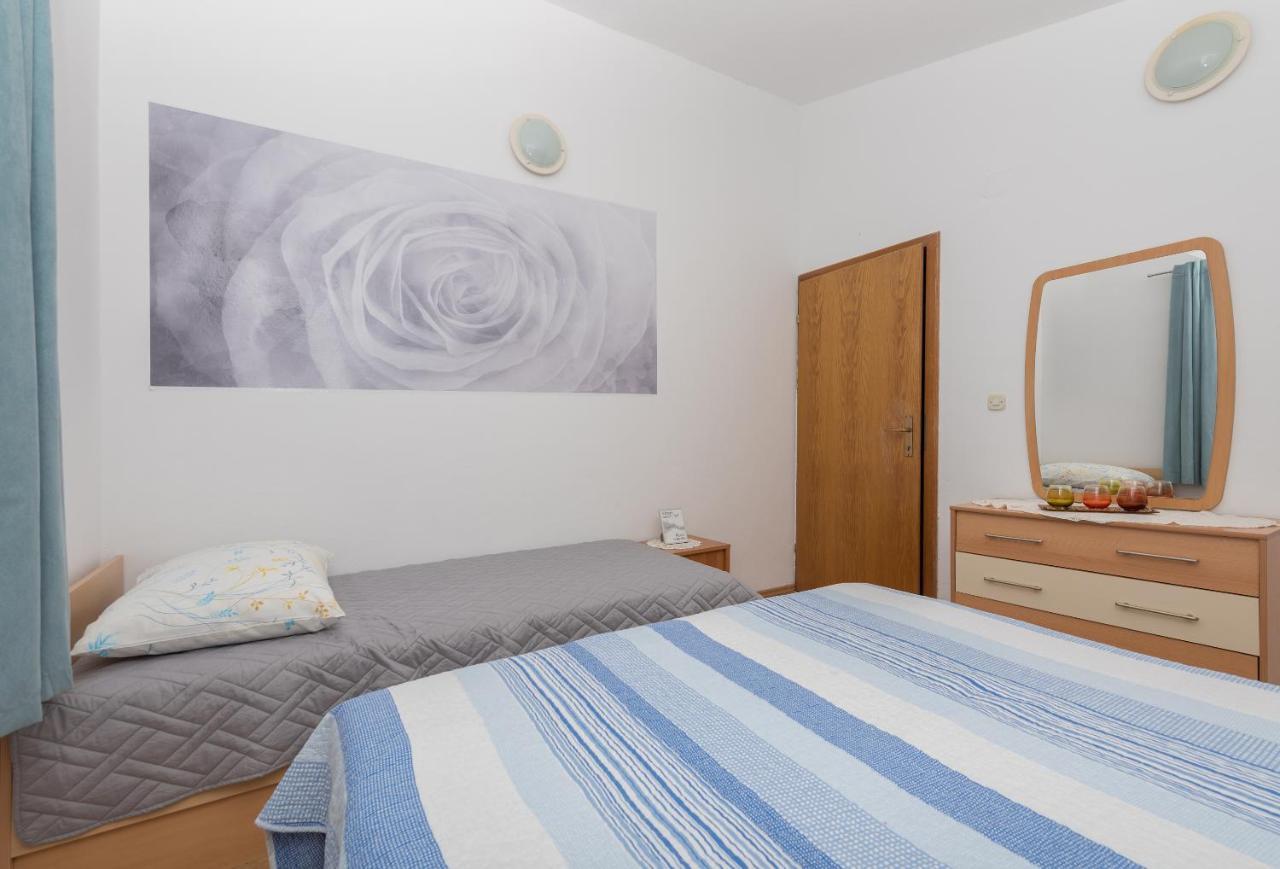ماكارسكا Apartments Dalmato المظهر الخارجي الصورة