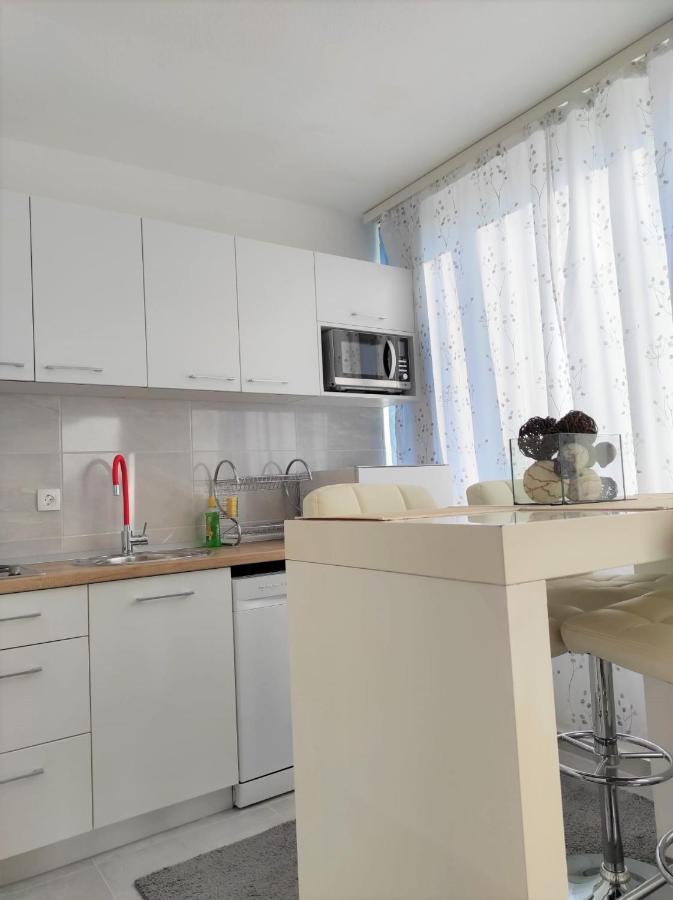 ماكارسكا Apartments Dalmato المظهر الخارجي الصورة